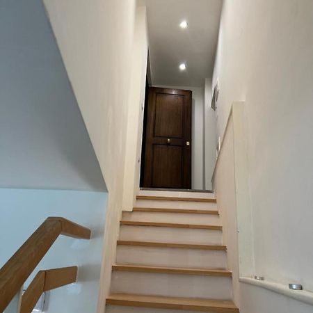 Alloggio Incantevole A Napoli : Maison Mj Exterior photo